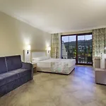 منتجع Bay & 5*