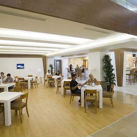 Θέρετρο Bay & 5*
