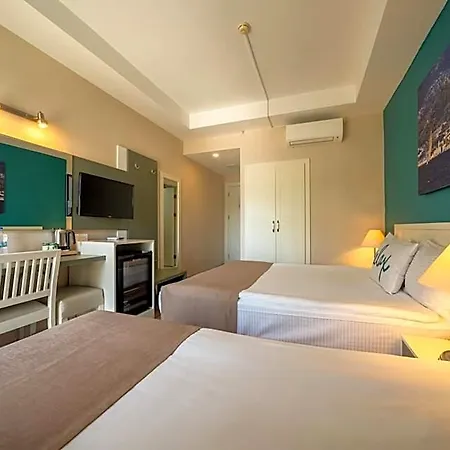 Üdülőközpont Bay & 5*
