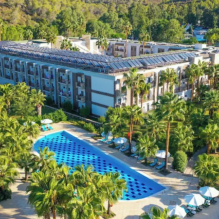 Bay & Resort 5*